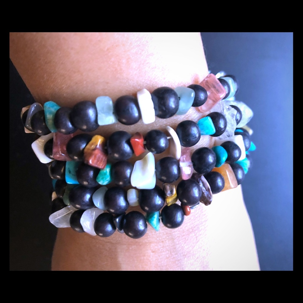 Beaded multi layer spiral bracelet